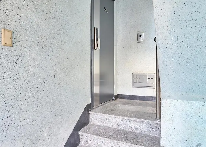Villa Hong - 3br 2bath House 6min To Subway Seoul