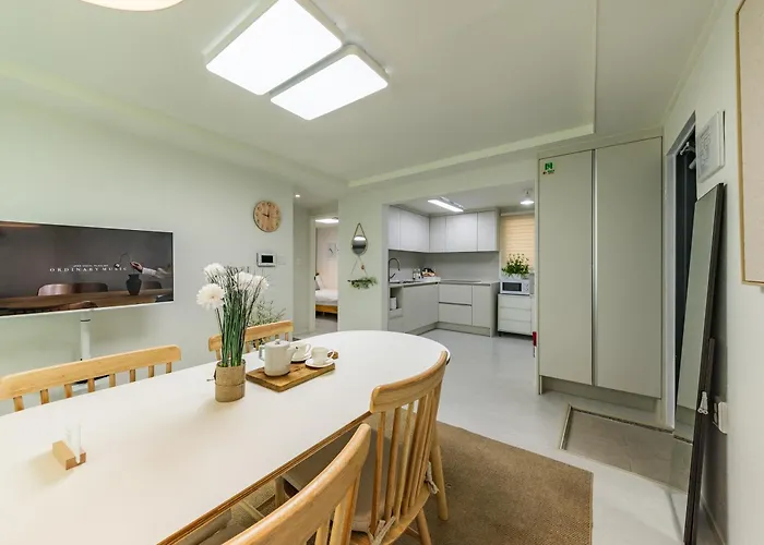 Hong - 3br 2bath House 6min To Subway Villa
