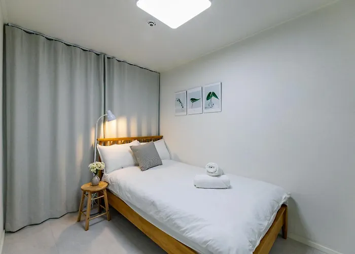Villa Hong - 3br 2bath House 6min To Subway *