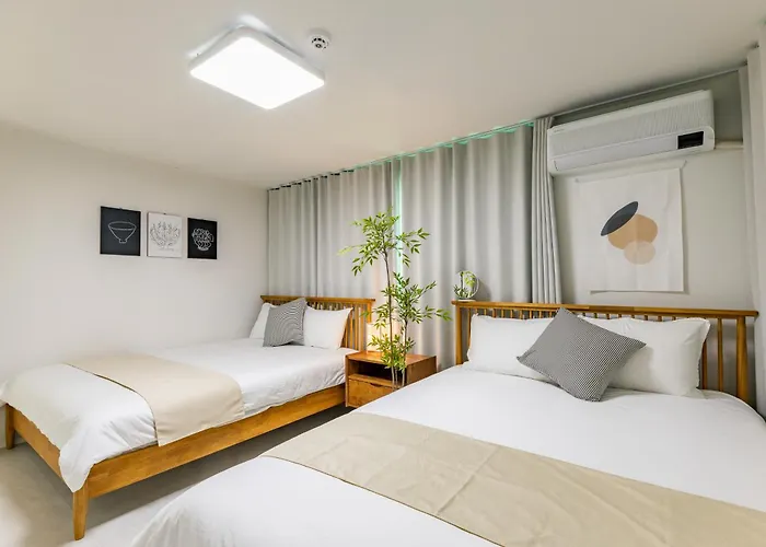 Hong - 3br 2bath House 6min To Subway Seoul