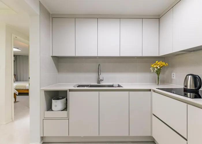 Hong - 3br 2bath House 6min To Subway Villa