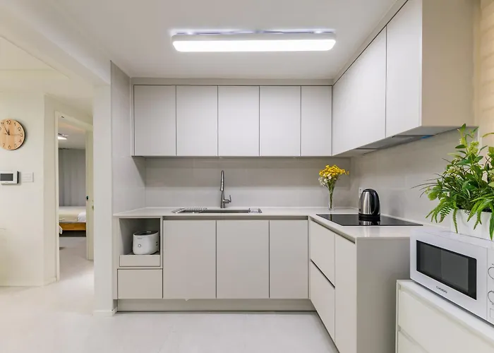 Hong - 3br 2bath House 6min To Subway * Seoul