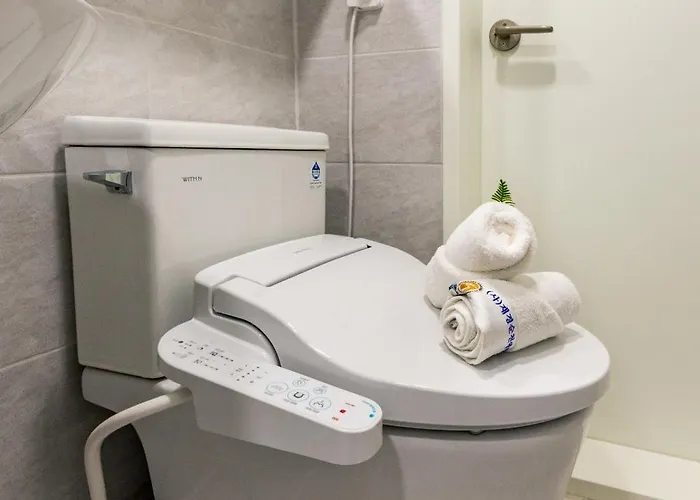 Hong - 3br 2bath House 6min To Subway Villa Seoul
